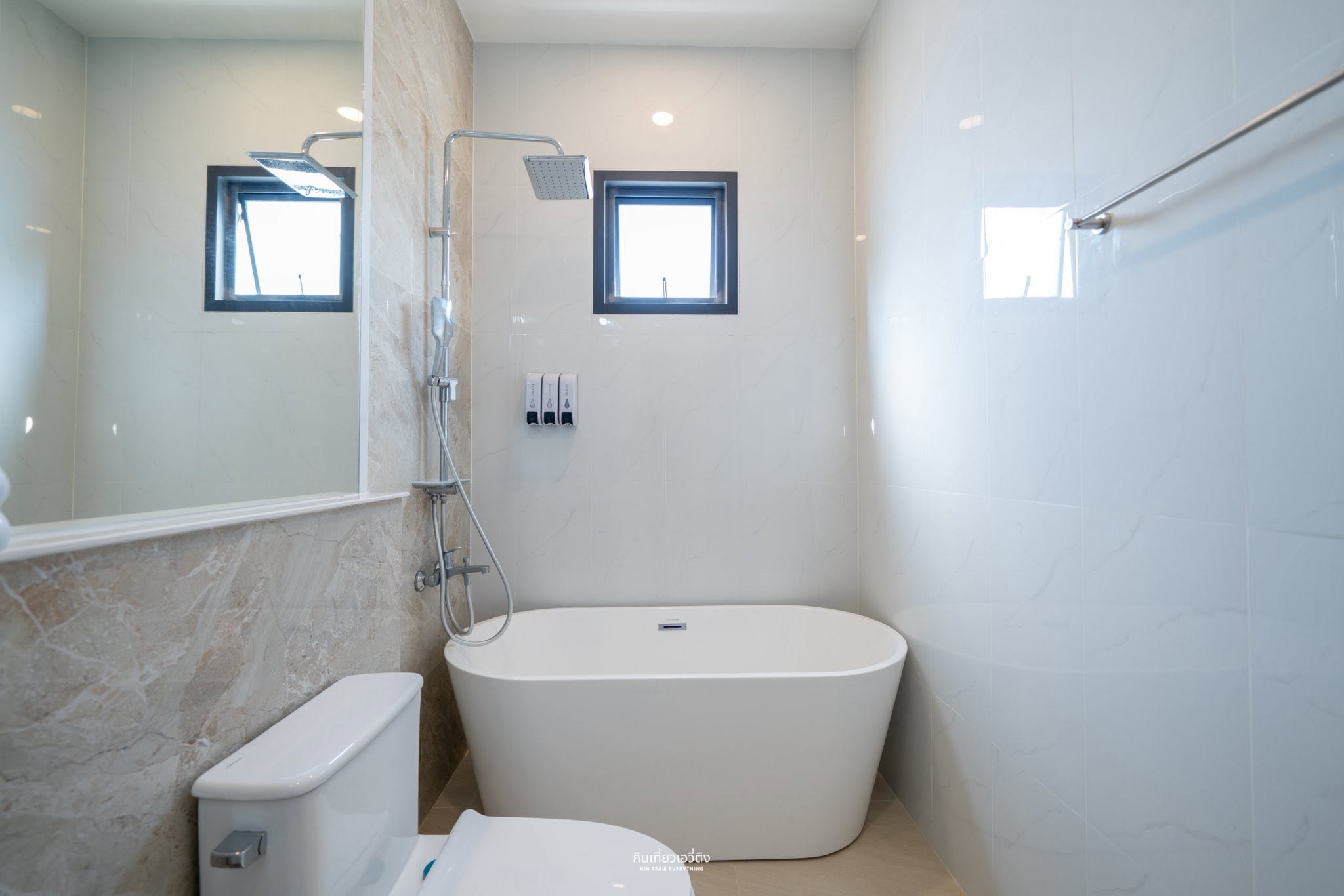 Ticha PoolVilla  Bangsaen gallery mobile 21